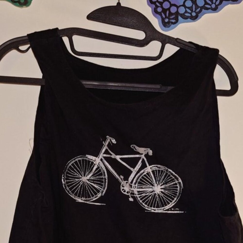 Crop muscle tee tank top in black with white bicycle on front L / XL